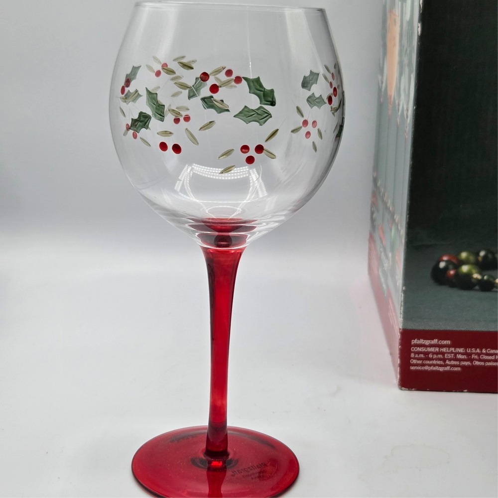 Pfaltzgraff Winterberry Wine Goblets Etched & Handpainted SET‎ OF 4 - New In Box